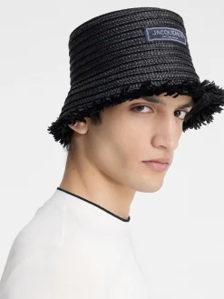 The Bacino bucket hat