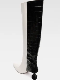 The Bisou boots