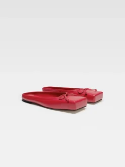 The flat Ballet mules