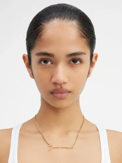 The Jacquemus necklace