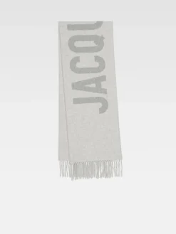 The Jacquemus scarf