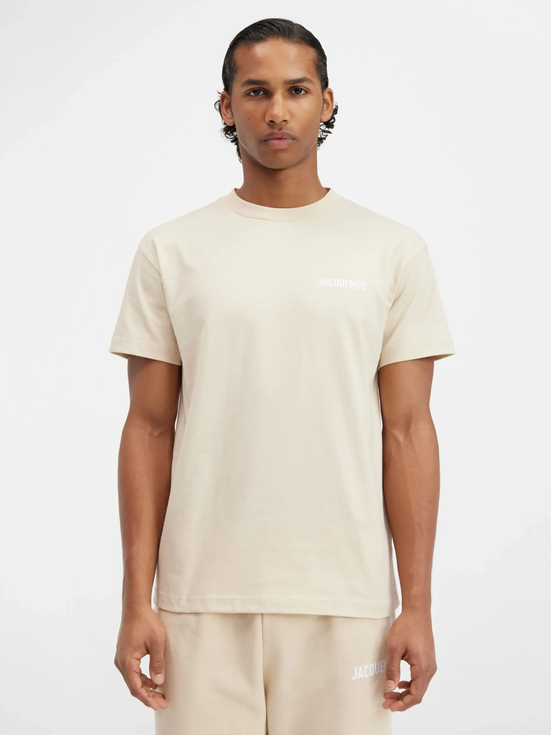 The Jacquemus t-shirt
