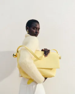 The large Rond Carré