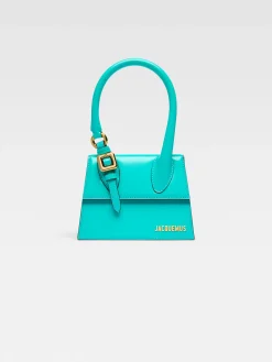 The medium Chiquito with buckle