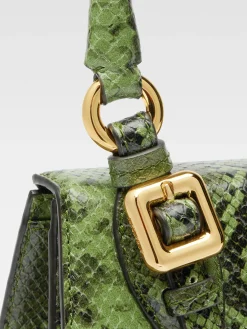 The medium Chiquito with buckle