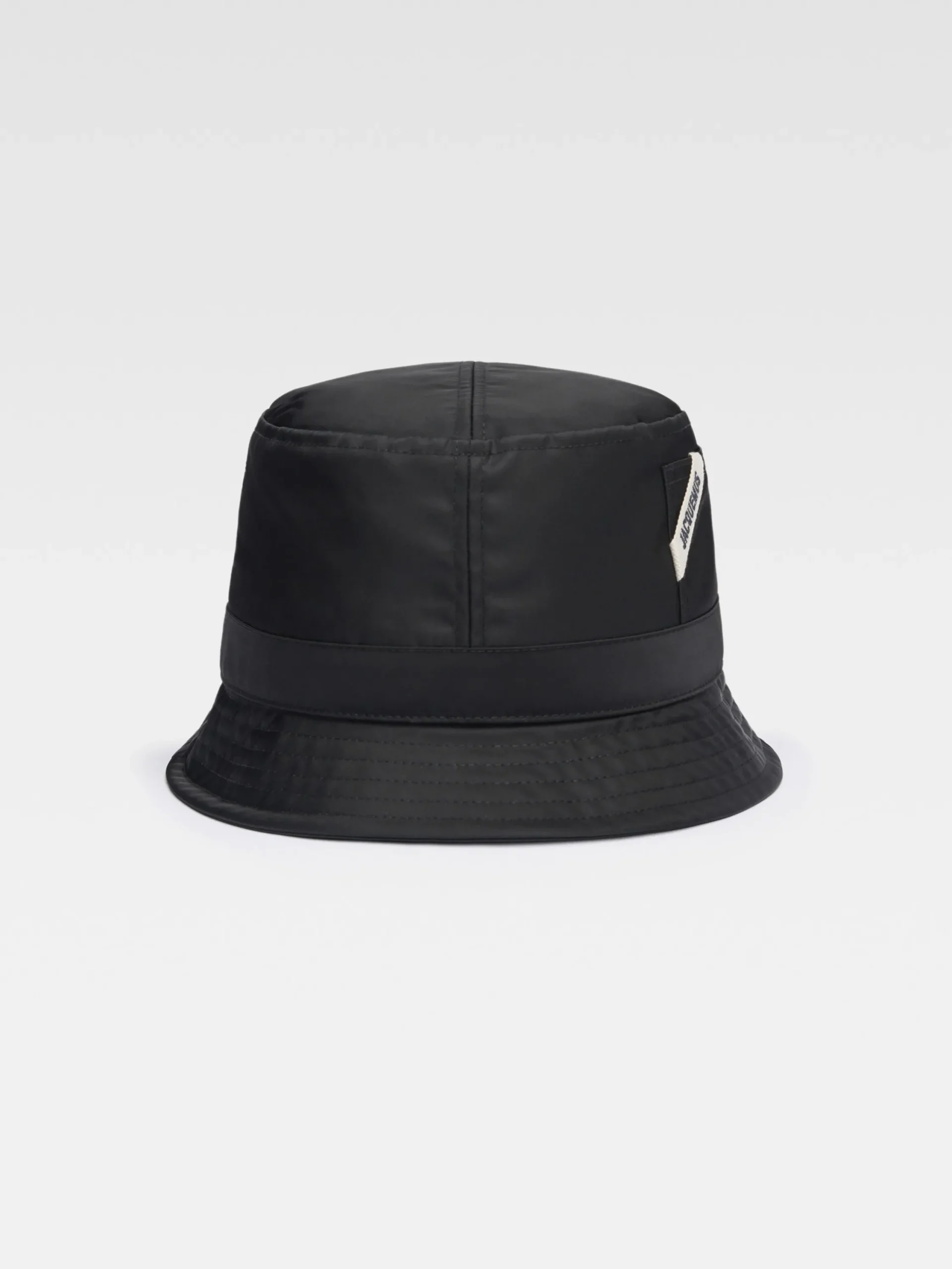 The Ovalie bucket hat