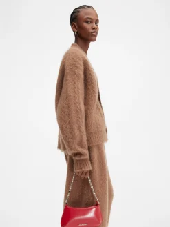 The small Bisou Chaine