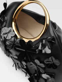 The small embroidered Calino