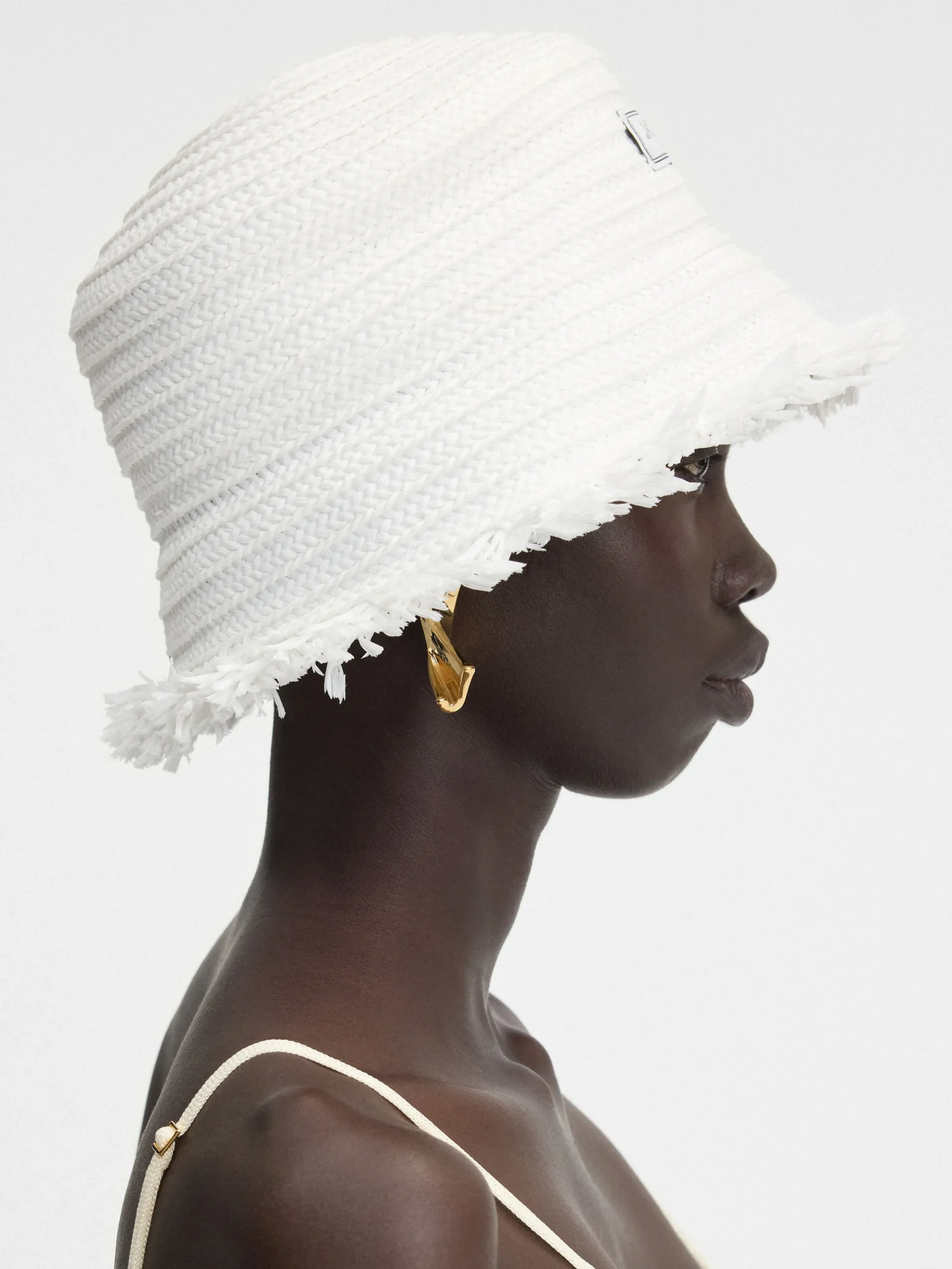 The Bacino bucket hat