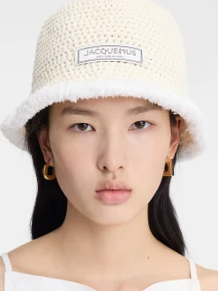 The Bordino bucket hat