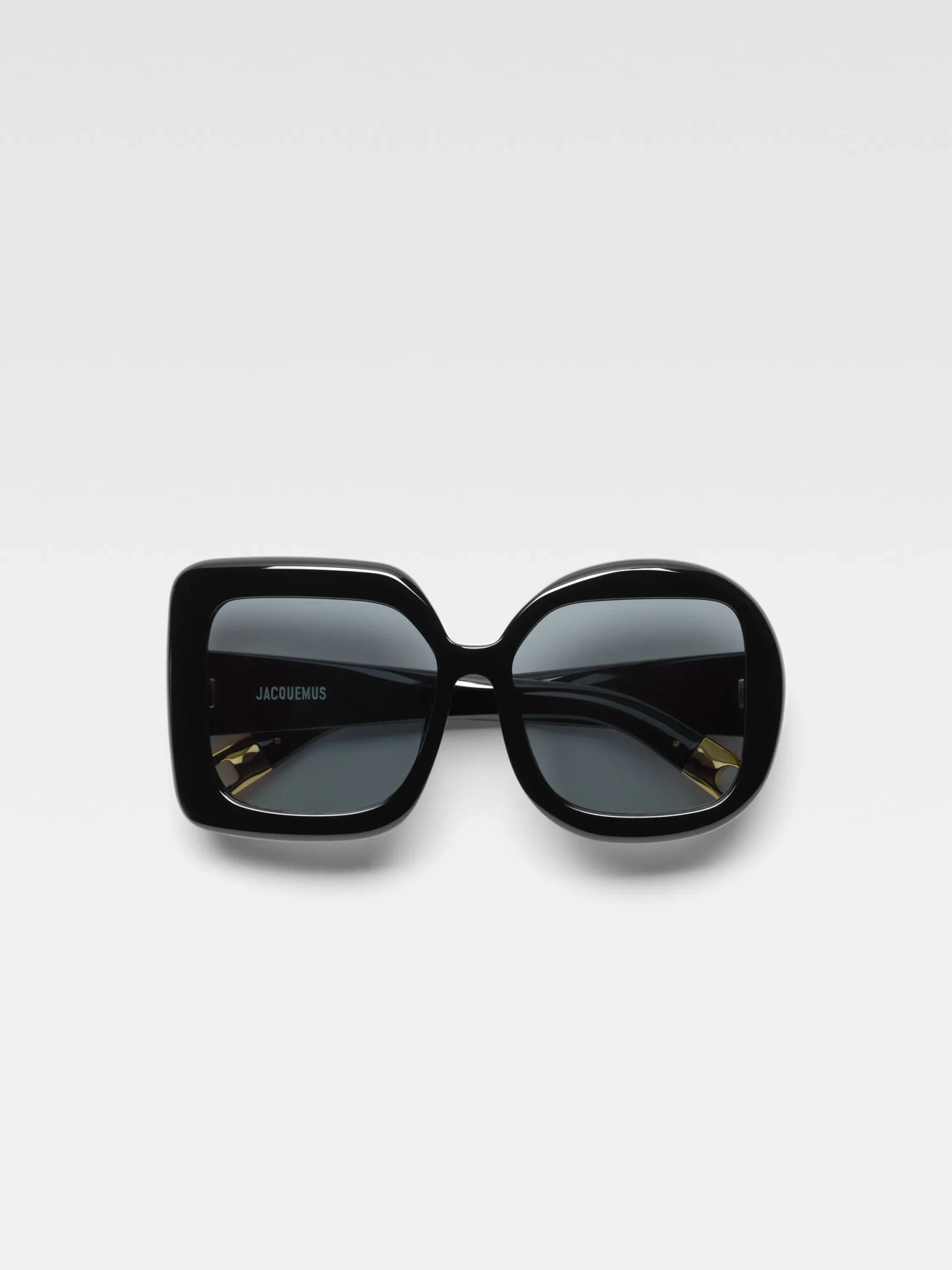 The Carré Rond sunglasses