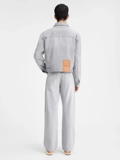 The denim de-Nîmes jacket