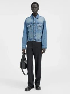 The denim de-Nîmes jacket
