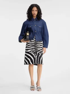 The denim de-Nîmes jacket