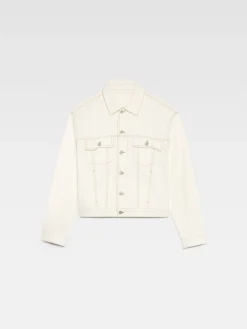 The denim de-Nîmes jacket