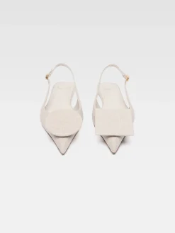 The flat Duelo slingbacks
