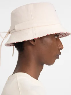 The Gadjo bucket hat