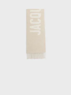The Jacquemus mini scarf