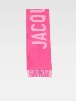 The Jacquemus scarf