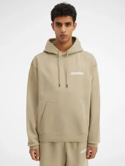 The Jacquemus sweatshirt