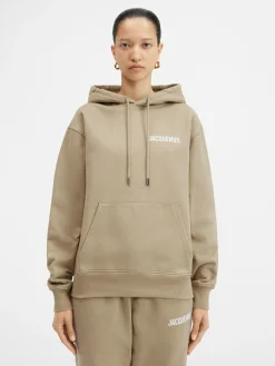 The Jacquemus sweatshirt