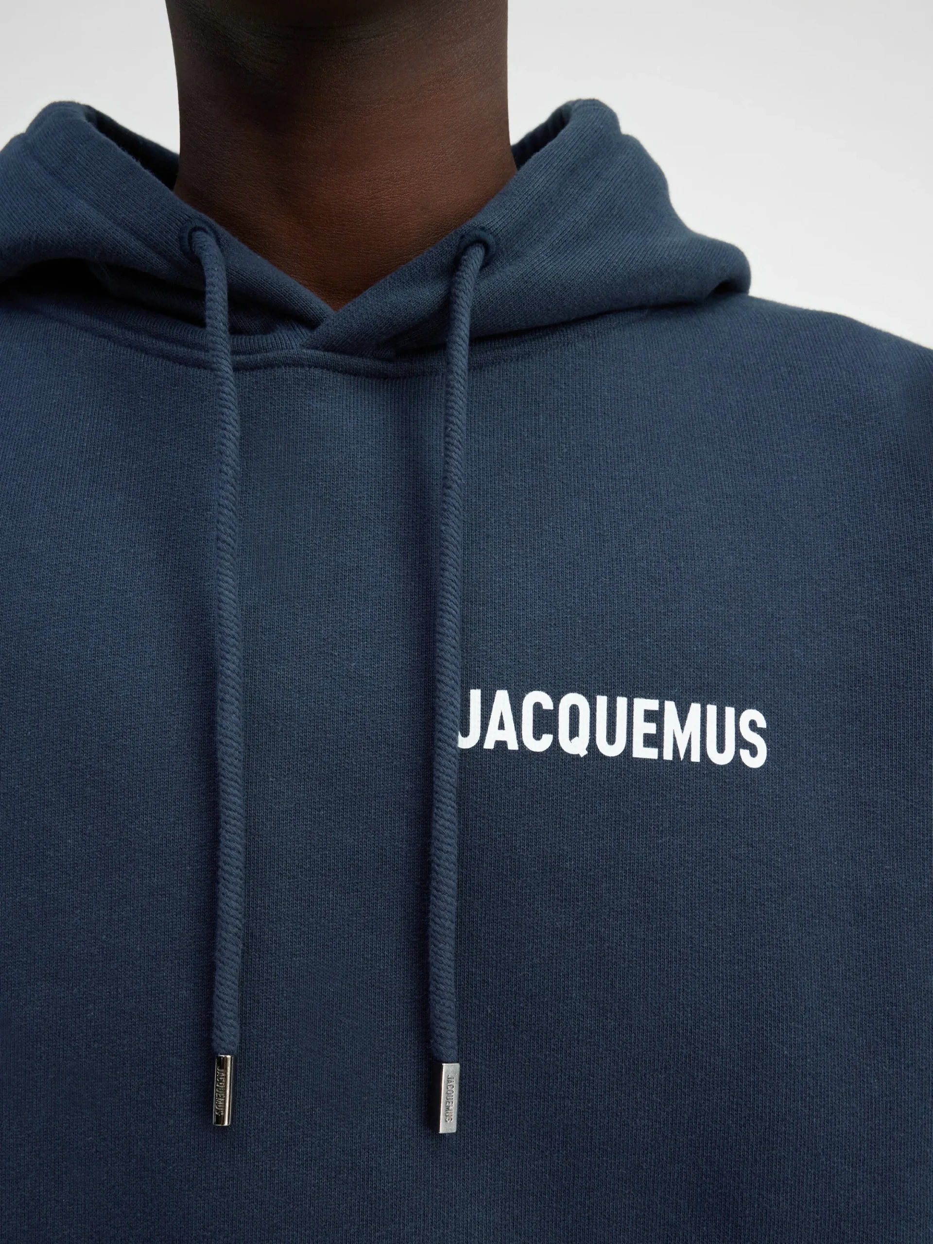 The Jacquemus sweatshirt