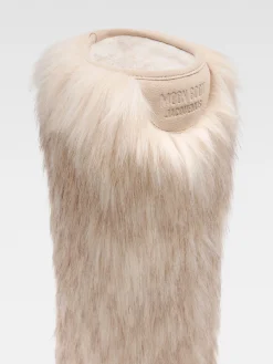 The Jacquemus Yeti Moon Boot