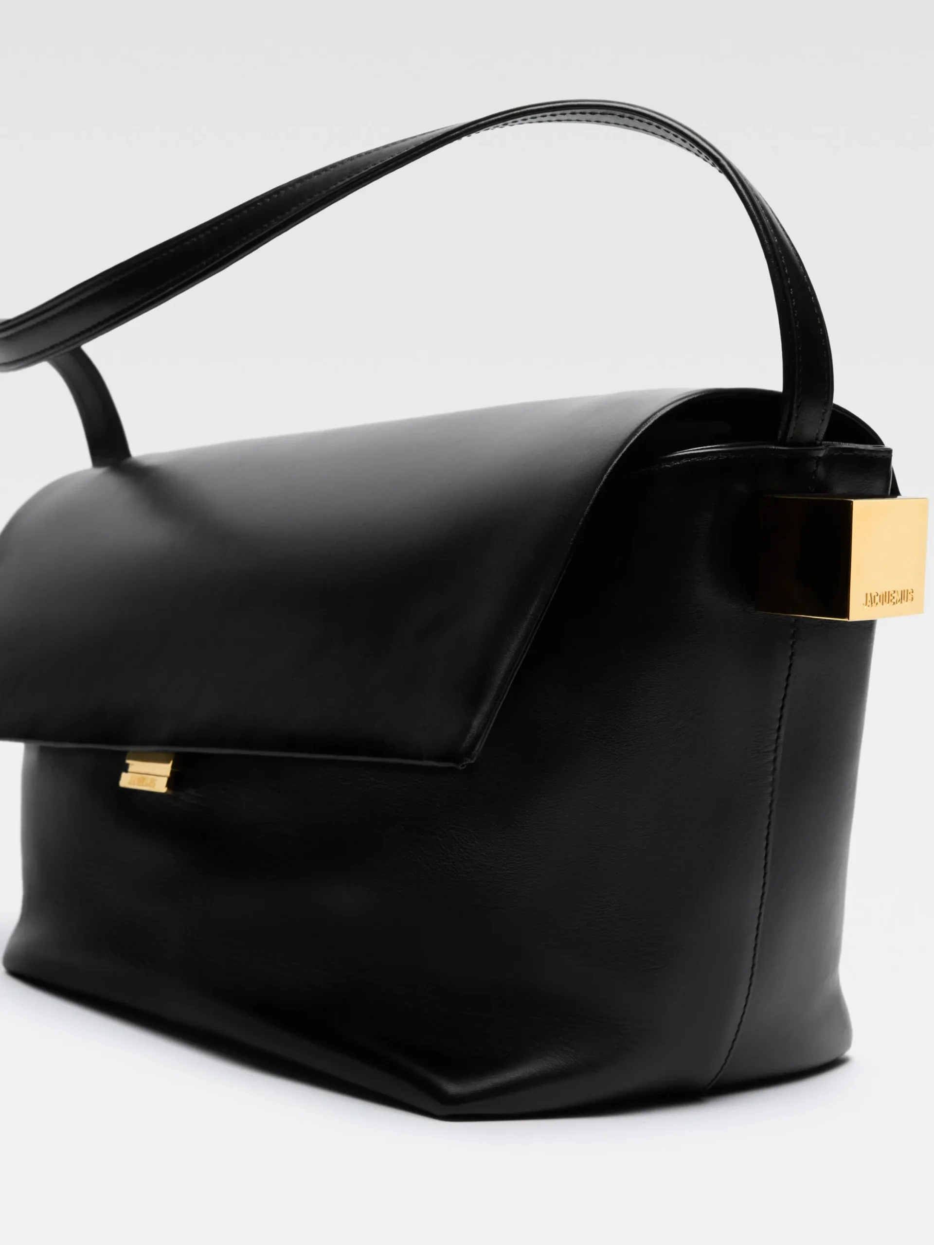 The large Rond Carré