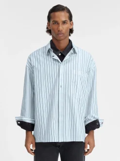 The long-sleeve shirt