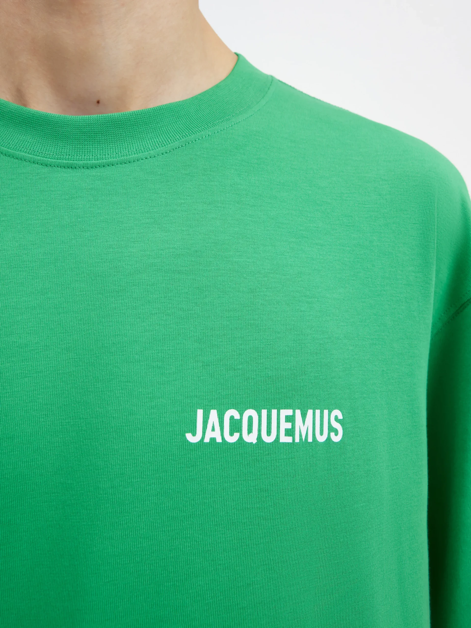 The long-sleeve t-shirt