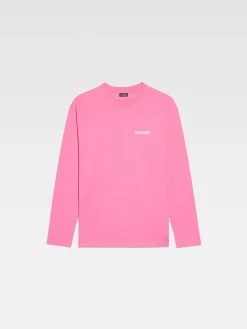 The long-sleeve t-shirt