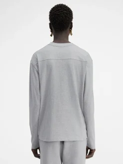 The long-sleeve t-shirt