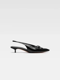 The low Cubisto slingbacks