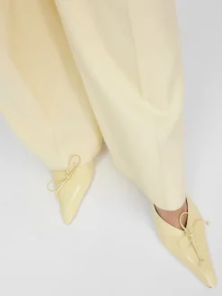 The low Cubisto slingbacks