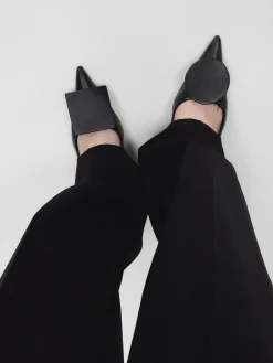 The low Duelo slingbacks