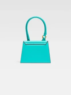 The medium Chiquito with buckle