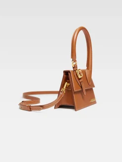 The medium Chiquito with buckle