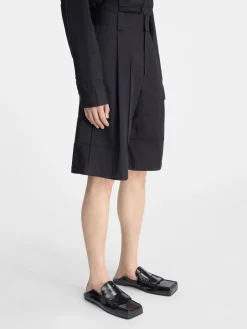 The Navega pleated shorts