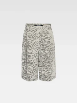 The Navega shorts
