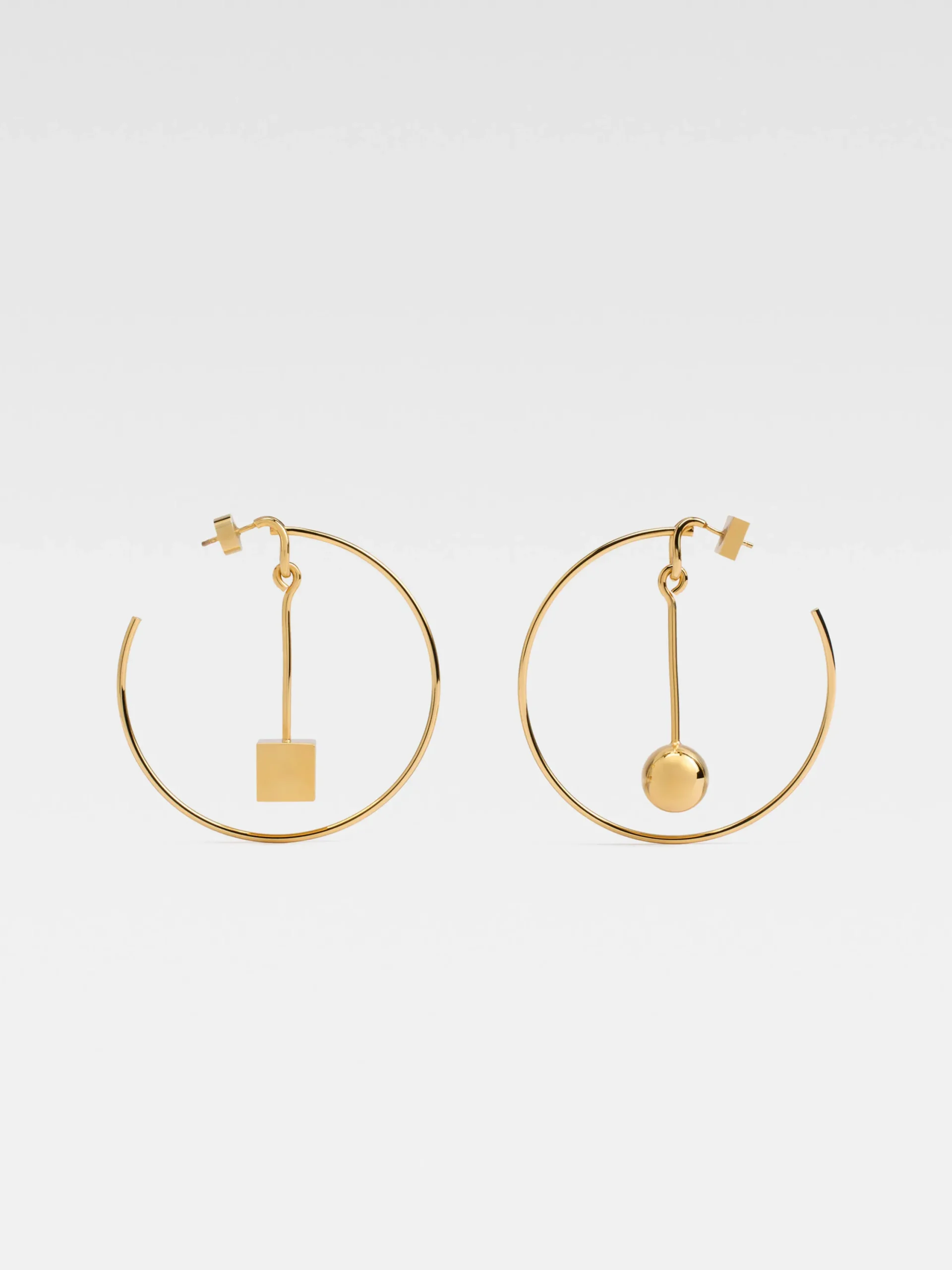 The Nodo hoops earrings
