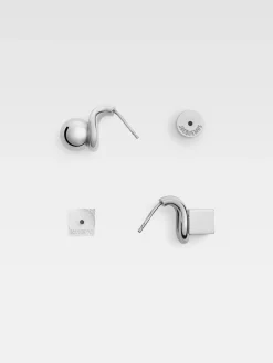 The Nodo stud earrings