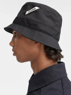 The Ovalie bucket hat