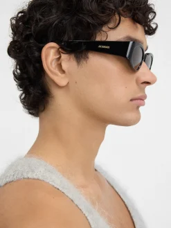 The Ovalo sunglasses