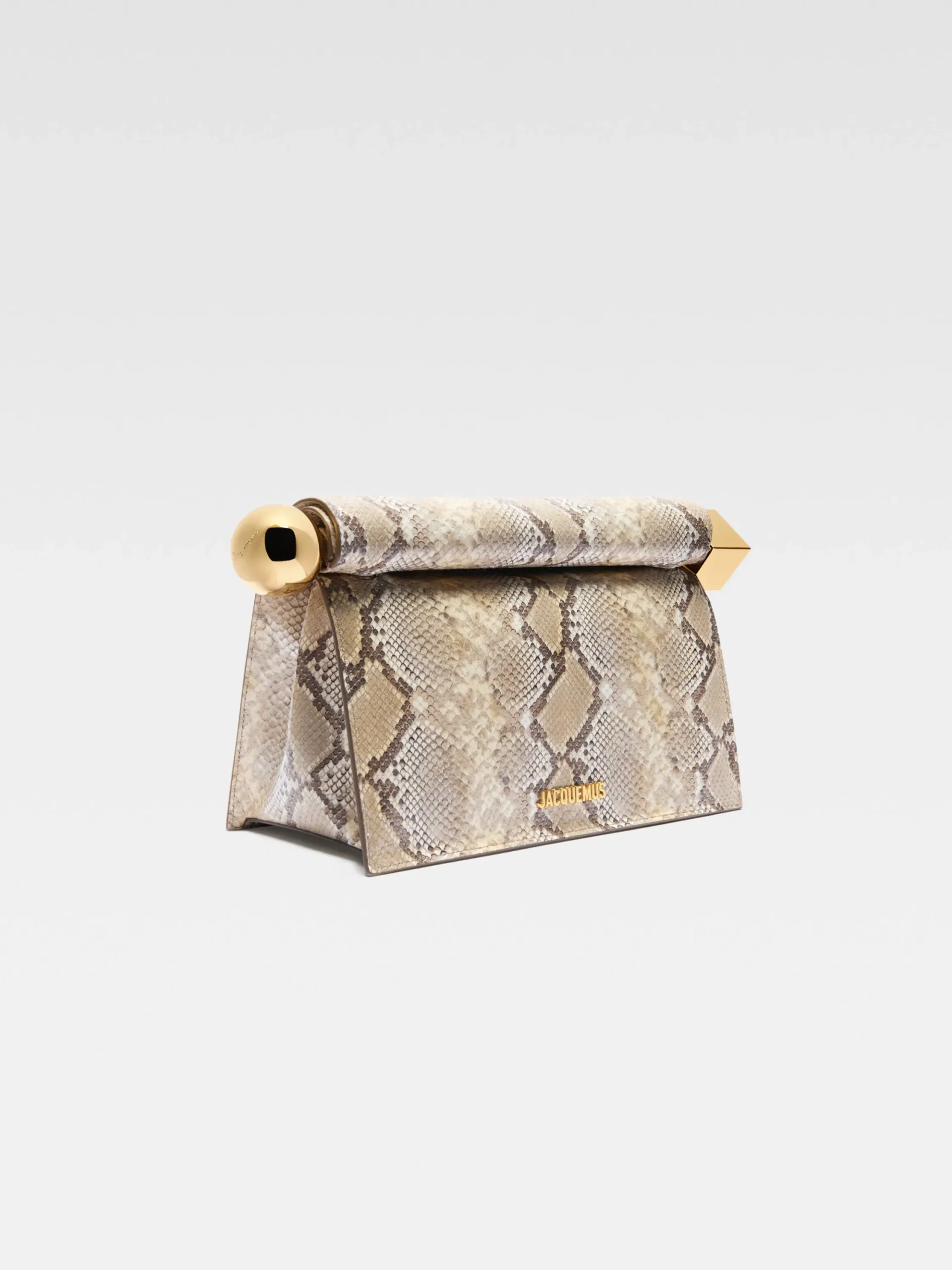 The Rond Carré clutch