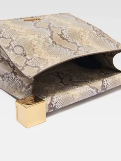 The Rond Carré clutch