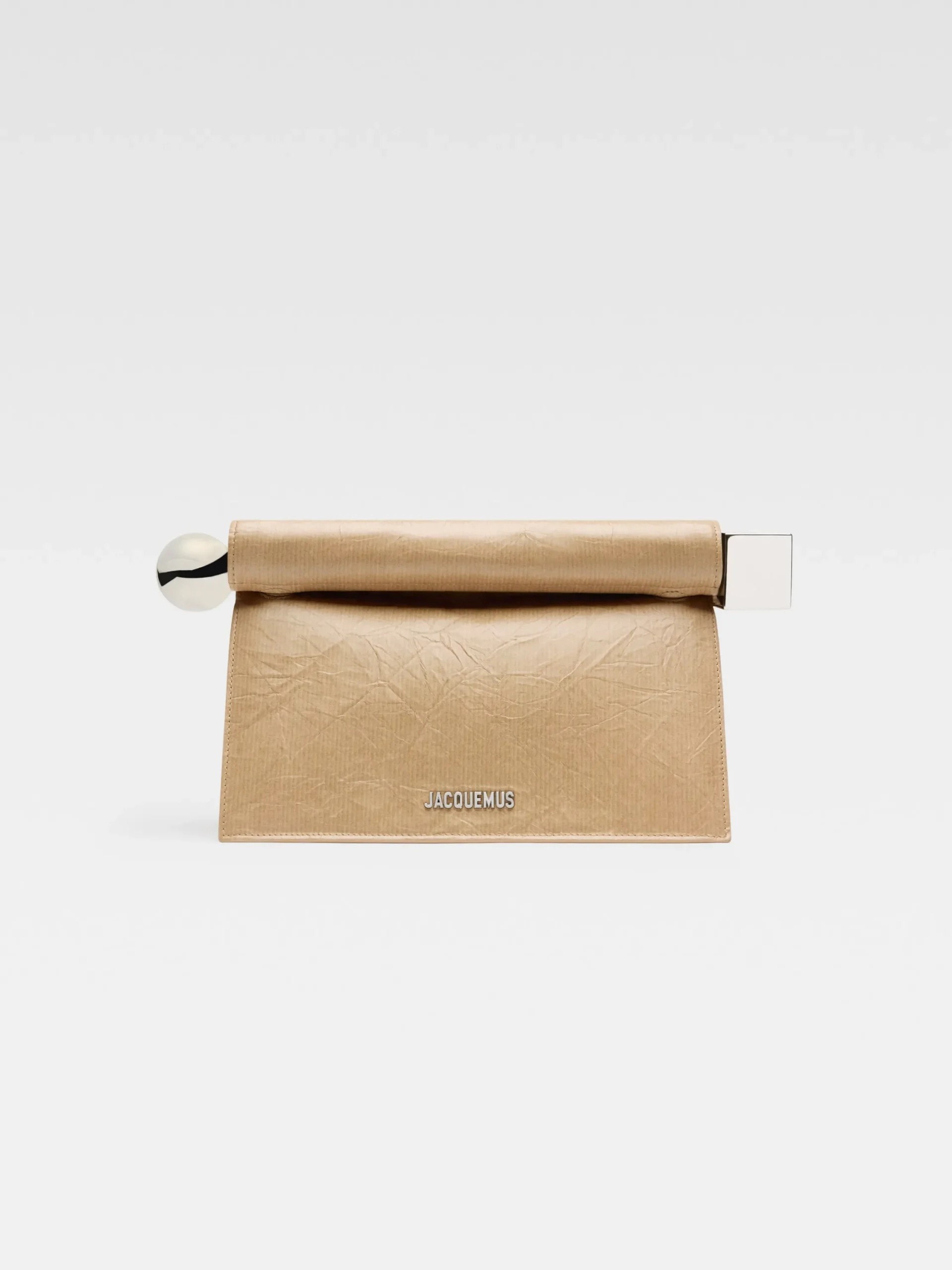 The Rond Carré clutch