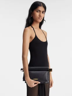 The Rond Carré clutch