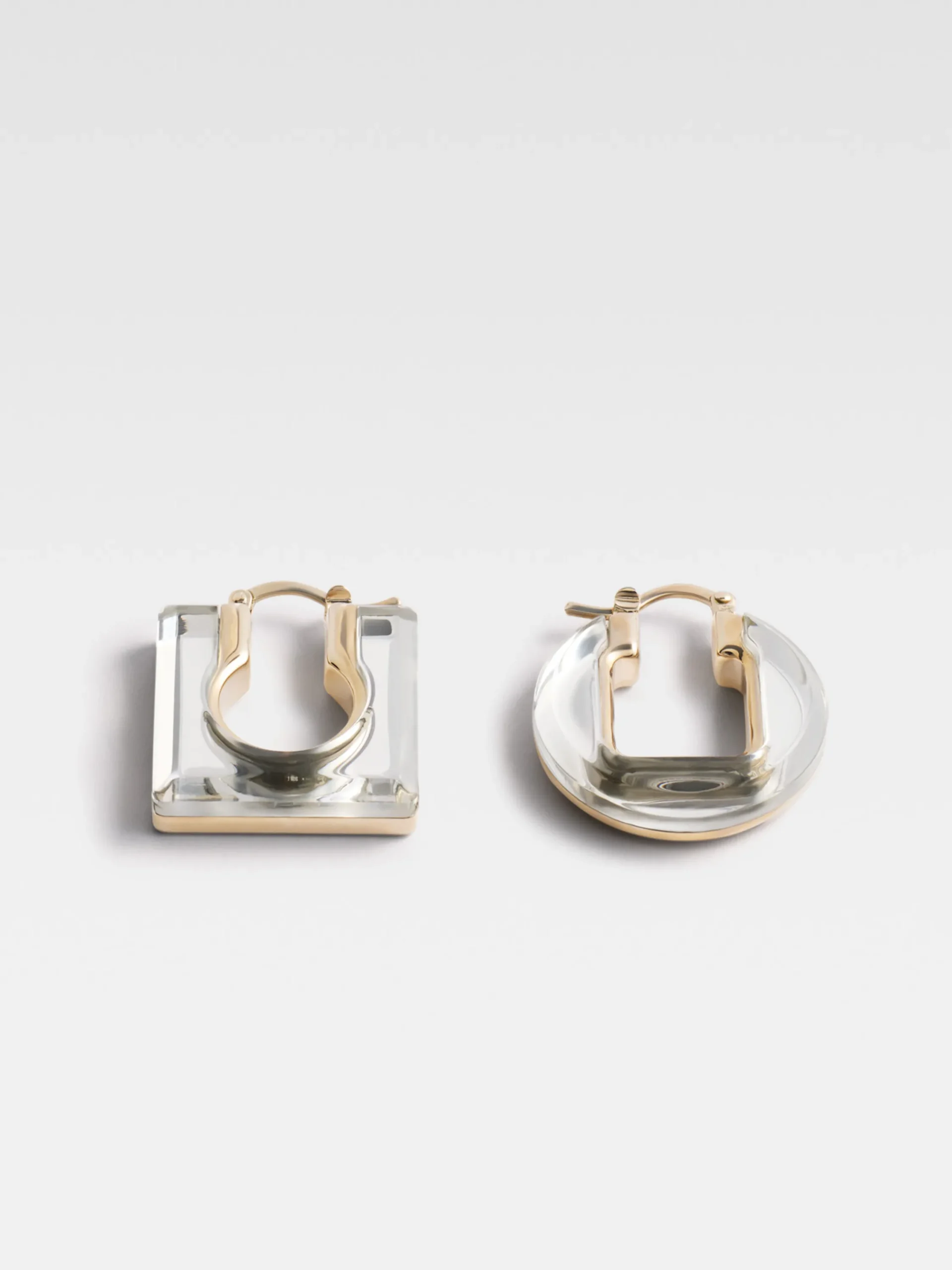 The Rond Carré earrings