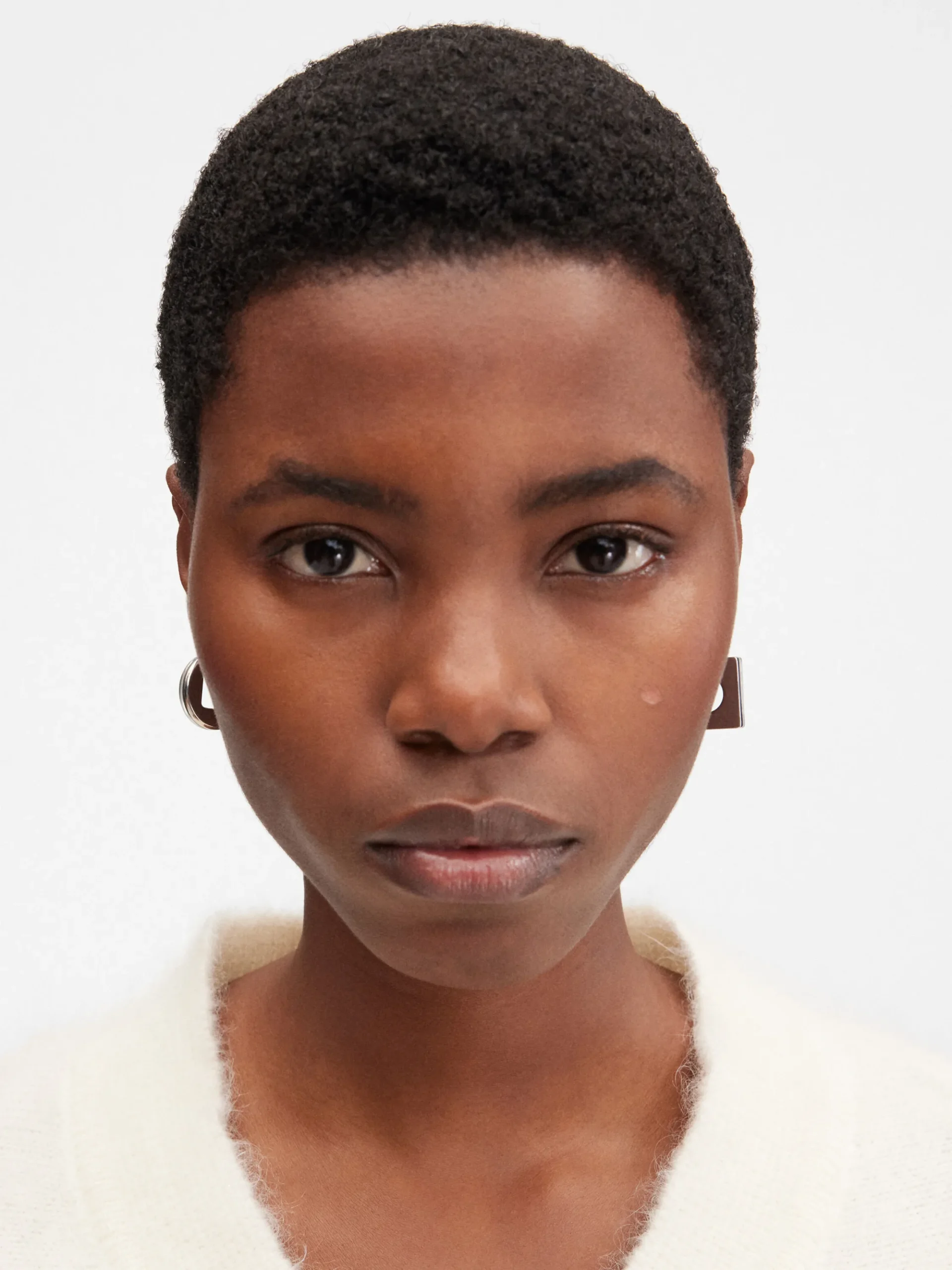 The Rond Carré earrings