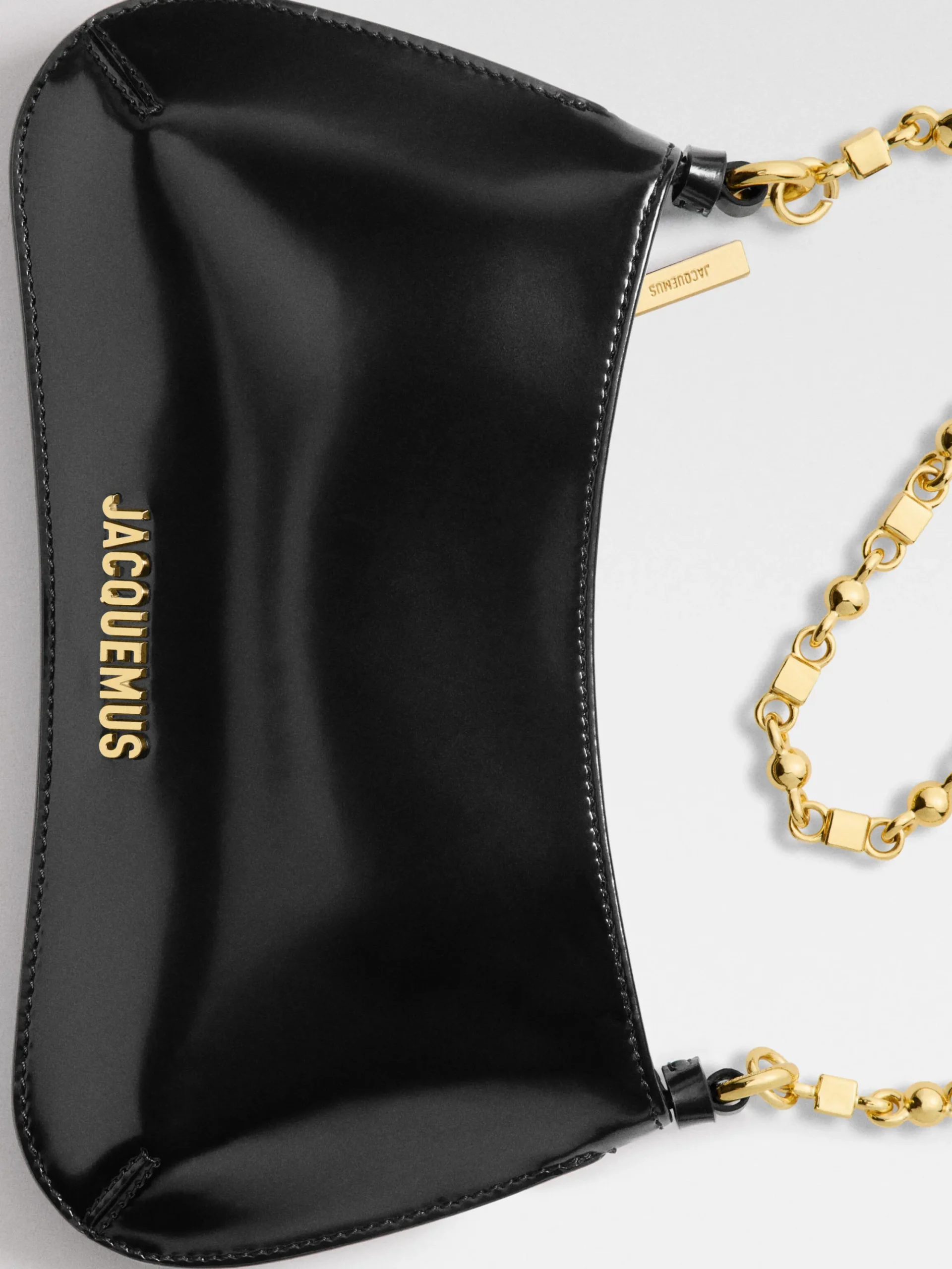 The small Bisou Chaine